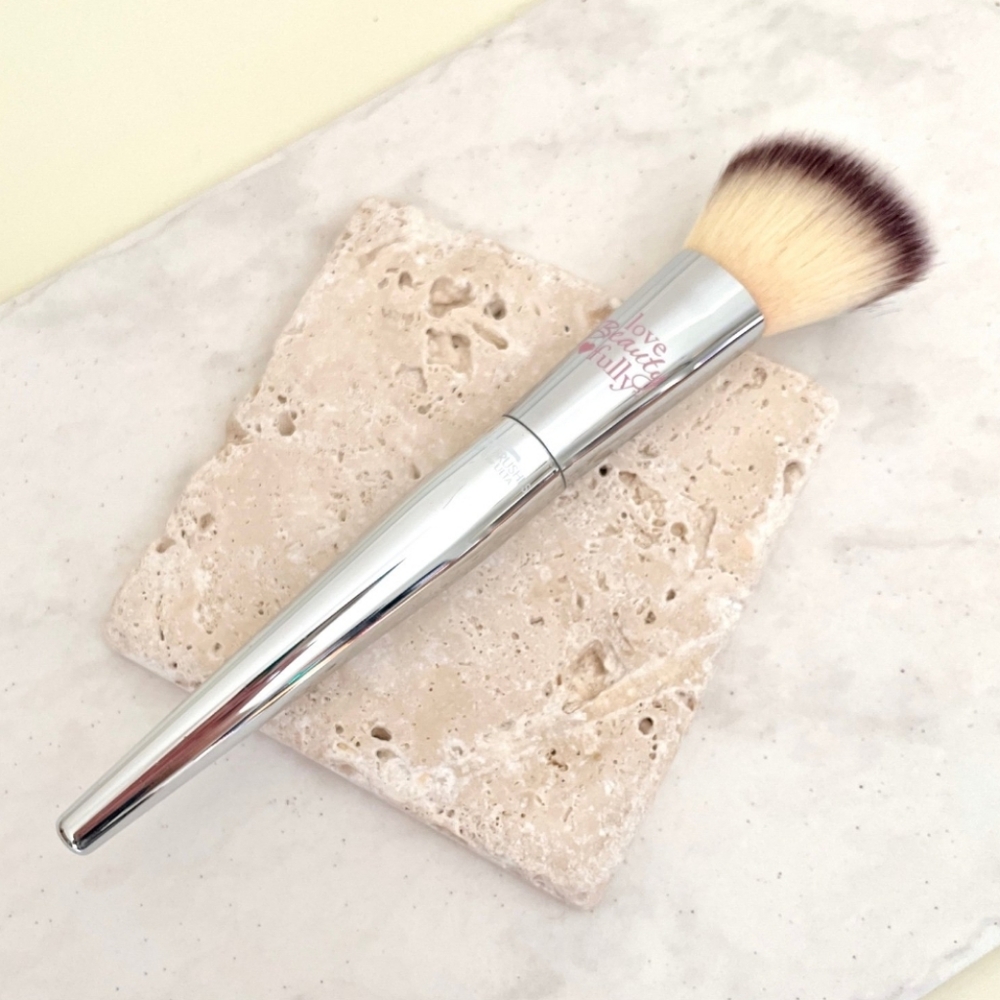 It Cosmetics Love Beauty Fully Flawless Blush Brush